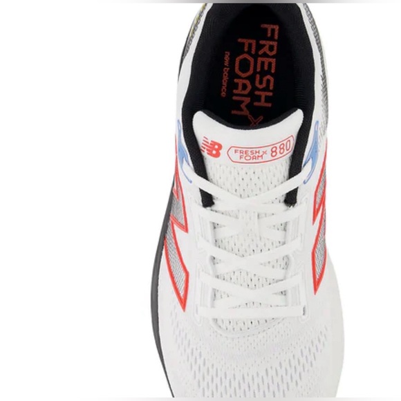 New Balance Fresh Foam X 880 v14, White/Red
Men’s 12.5 Wide - Women’s 14 Wide main image 12
